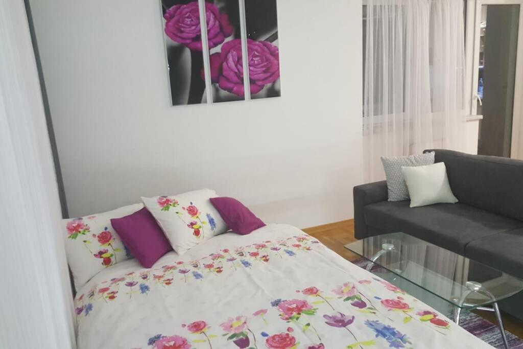 Fantasy Apartment Тузла Экстерьер фото